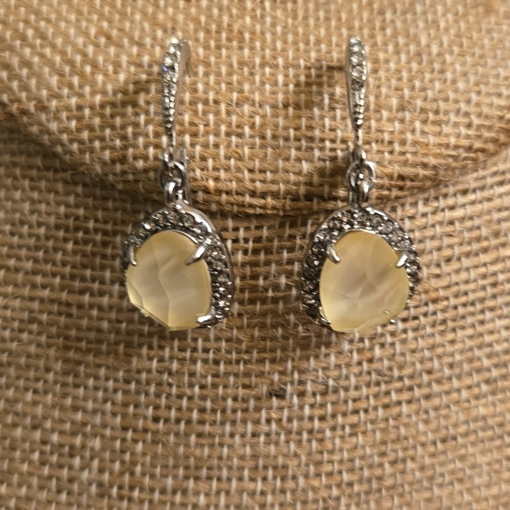 Chloe Isabel Bianca Collection Jewelry Set - Picture 4 of 12